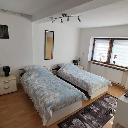 Hanau Frankfurt * Neuberg