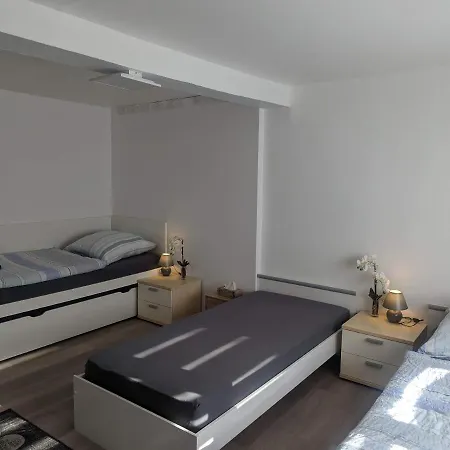 Hanau Frankfurt *
